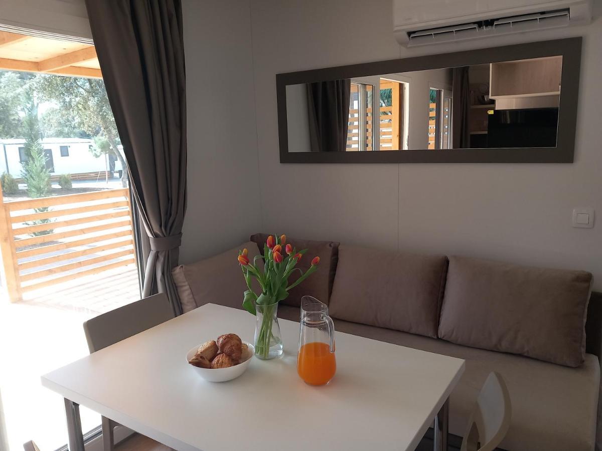 Mobile home AnaMari Biograd Na Moru Extérieur photo